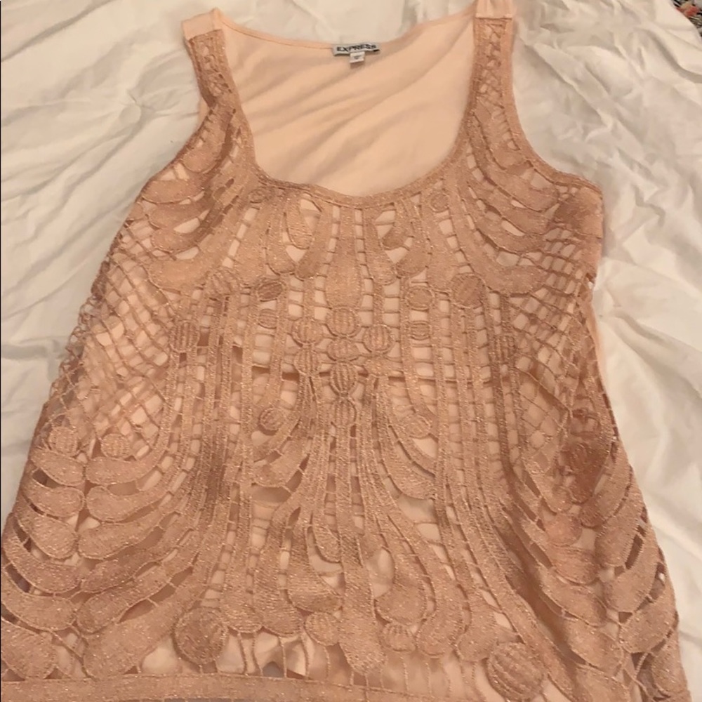 Elegant Sleeveless Dress Shirt